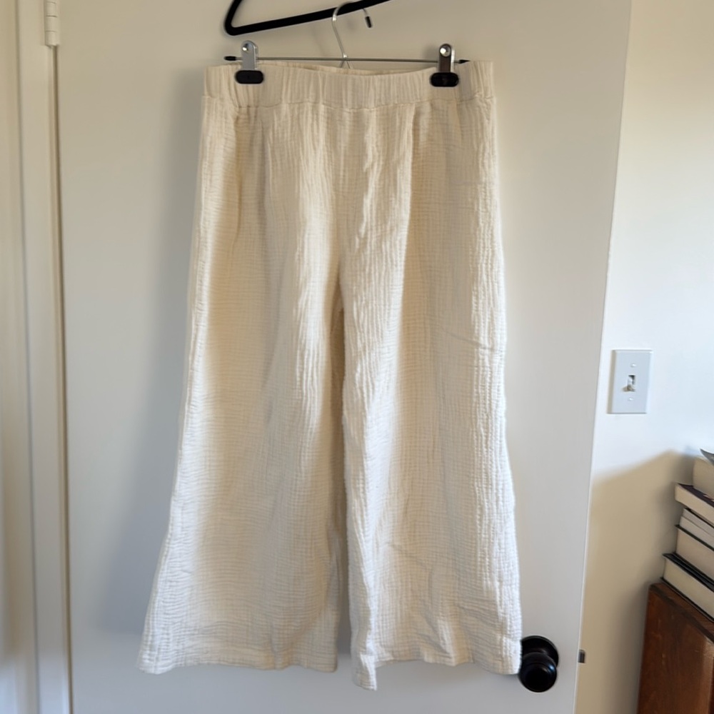 Altair cream ankle cropped pants